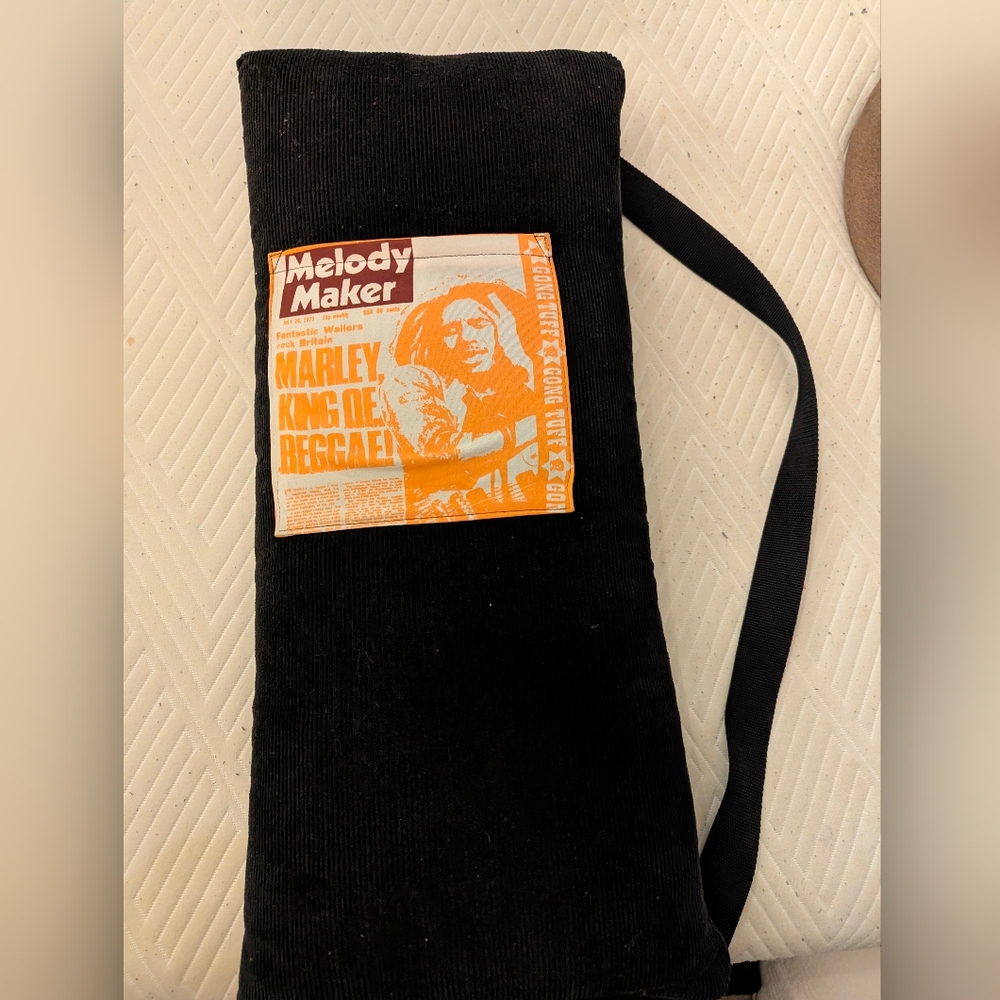 The Magic Tailor By Krikor Padded Travel Bag For Glass Pieces - Bob Marley